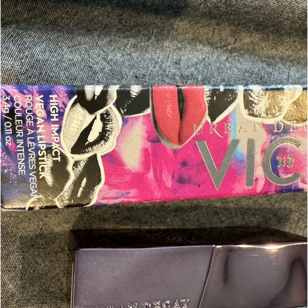 Urban decay lipstick nwt